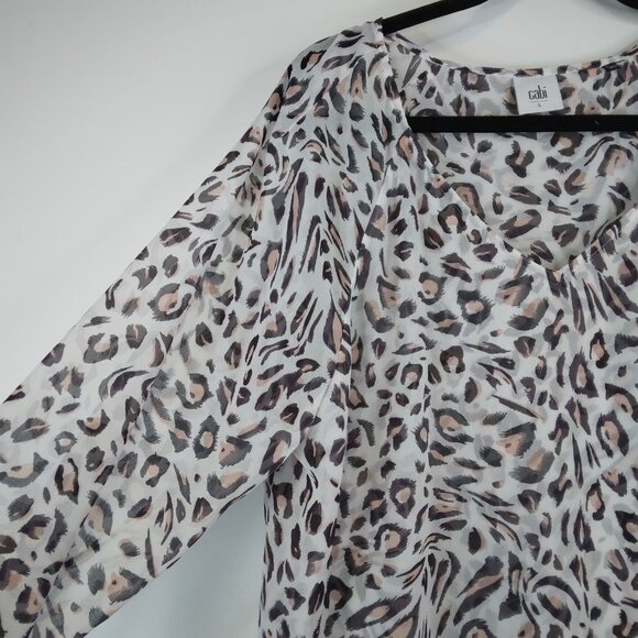 Cabi 5337 Glamour Blouse Off White Leopard Print Top Size L - Picture 4 of 11